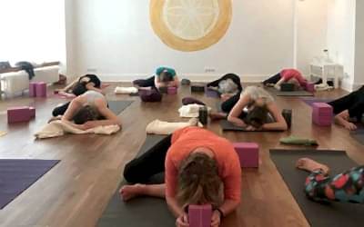 WAS IST YIN YOGA